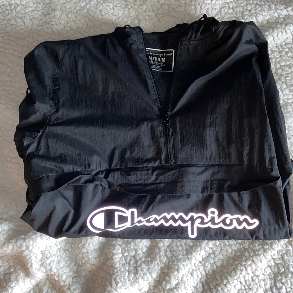 Champion wind breaker